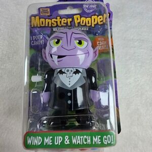 Treat Street Monster Pooper Vampire Wind Up Walking Candy‎ Dispenser New